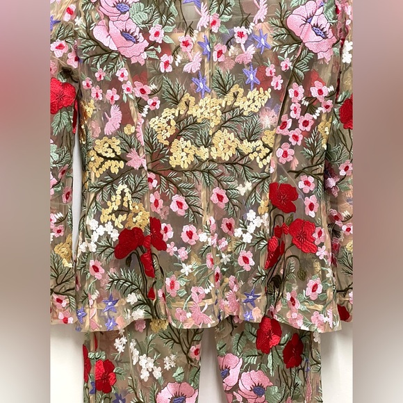 Fashion Nova Luxe Erin Floral Pattern Embroidered Blazer and Pants Set Size S - Picture 13 of 16